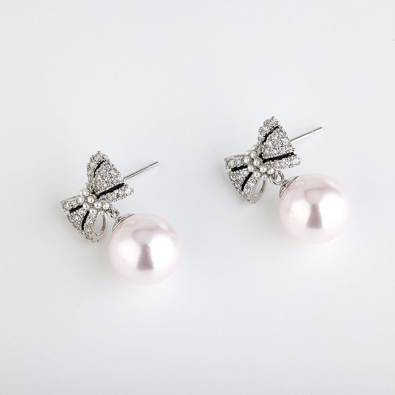 The Bow Pearl Earrings