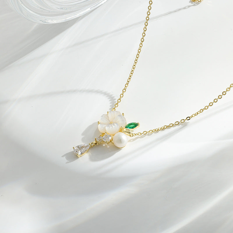 The Élodie Garden Necklace