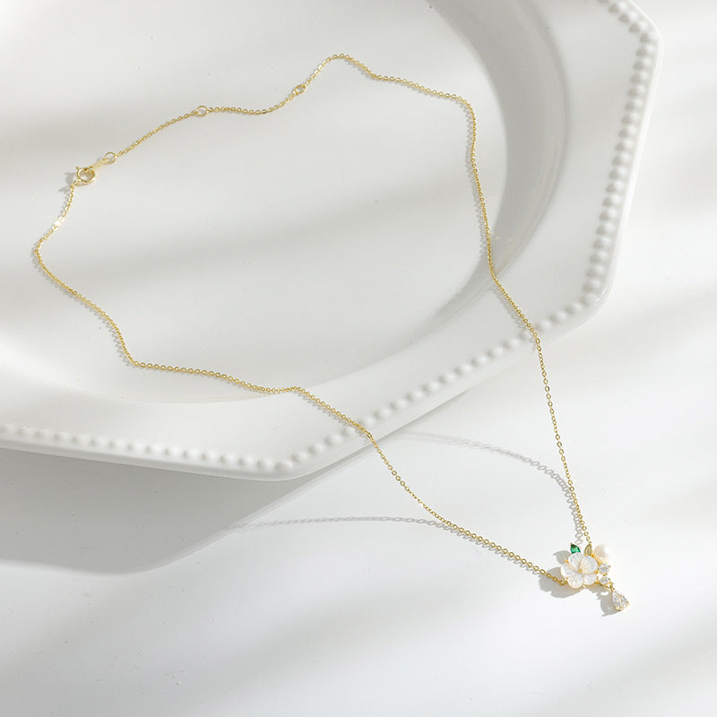 The Élodie Garden Necklace